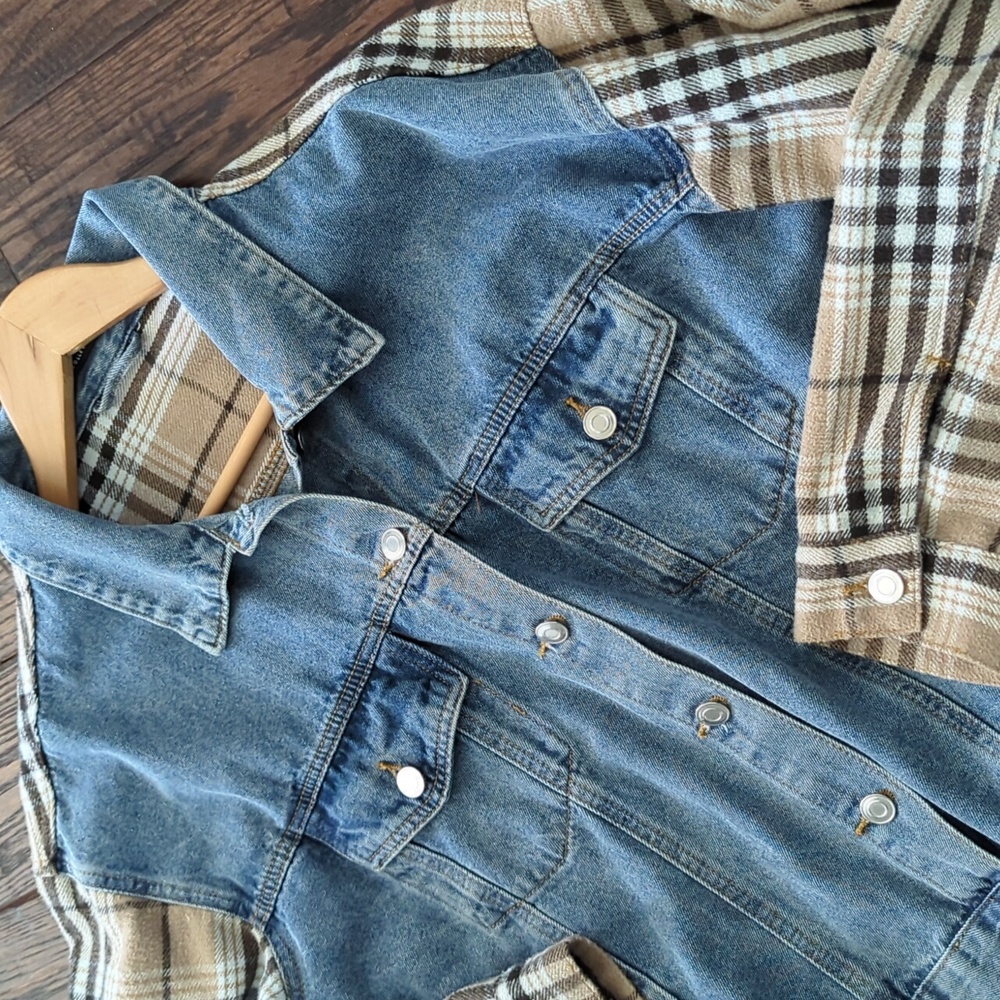 BLUE B COLLECTION I Boutique Denim & Plaid Flannel Contrast Jean Jacket, L